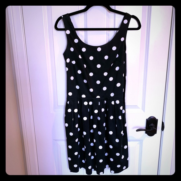 Betsey Johnson Dresses & Skirts - Betsey Johnson polka dot dress with peekaboo Bows